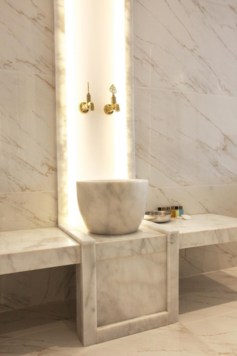 Bathroom 4, Walton Gardens Pera, Beyoğlu