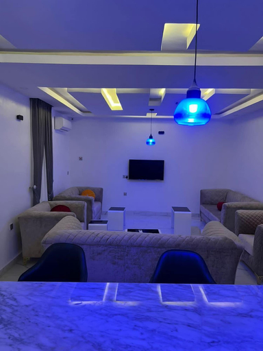Bedroom 5, HighX Hotels, Obio/Akp
