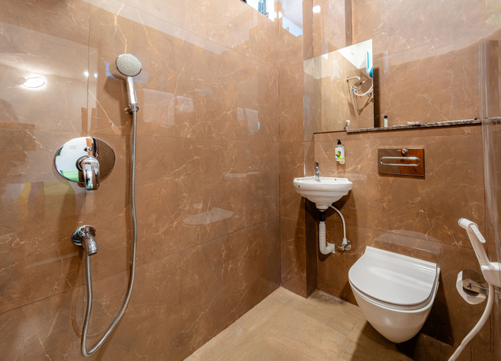 Bathroom 5, Treebo Pure Earth Stay, Vijay Nagar, Indore