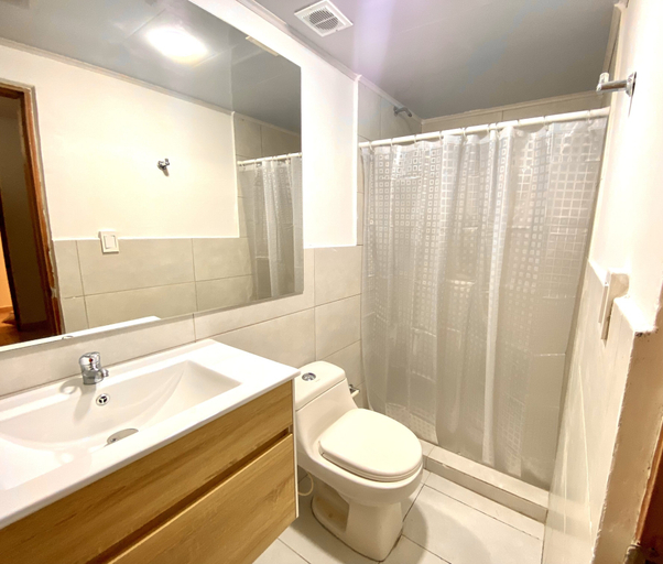 Bathroom 3, Hotel Yivinaca, Barranquilla