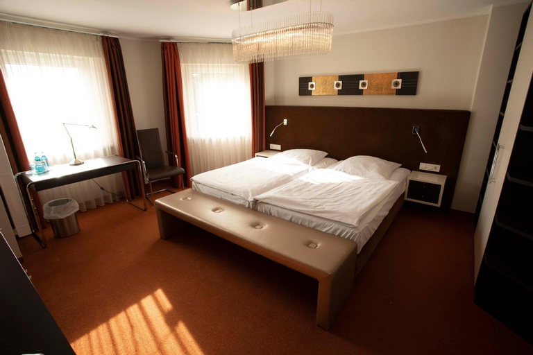 Bedroom 6