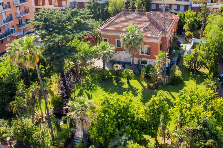 Others 5, Villa dei Marchesi Carrozza, Messina