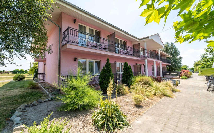 Others 4, Apartmany Karmon Park, Dunajská Streda