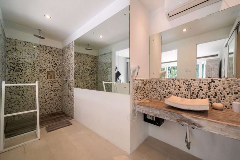 Bathroom 3, Limitless Jungle Villas Complex, 5 BR, Ubud With Staff, Gianyar