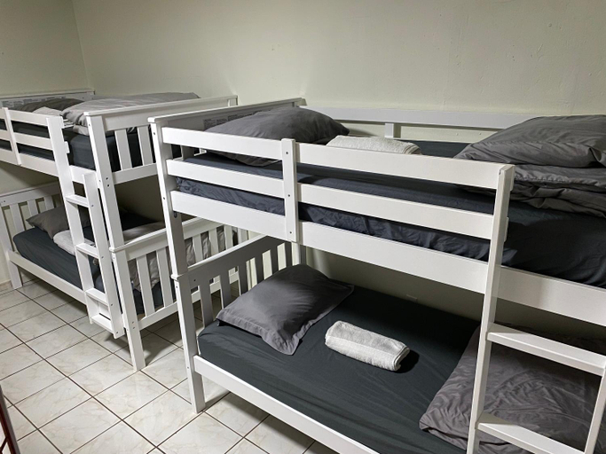 Others 4, Single Size TOP Bunk Bed - Mixed Shared ROOM, Miami-Dade
