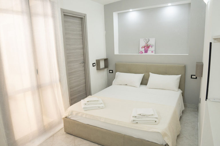 Bedroom 3, Ammos Guest House, Vibo Valentia
