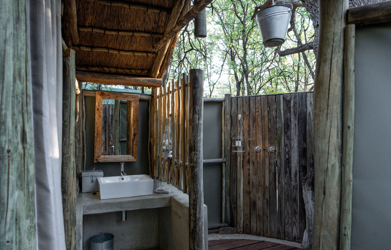 Bathroom, Mashatu Tent Camp - Mashatu Game Reserve, Tuli