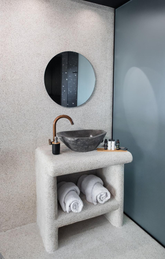 4, COCO SUITES, Ionian Islands