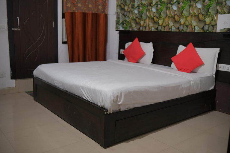 Bedroom 3, Hotel Quality Time, Udaipur