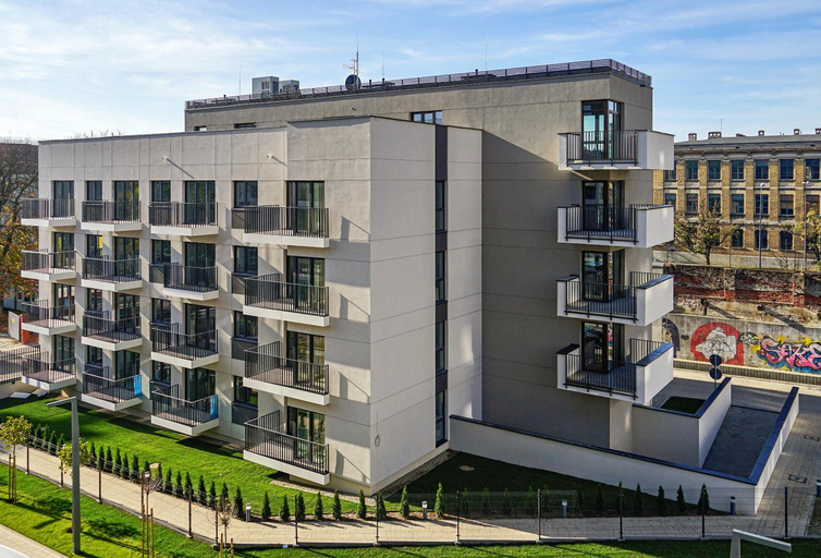 Exterior 2