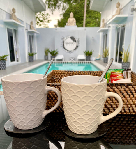 Others 5, Sparrow's Nest, Panglao