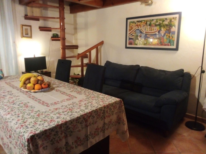 Others 3, B&B antica citta, Cagliari