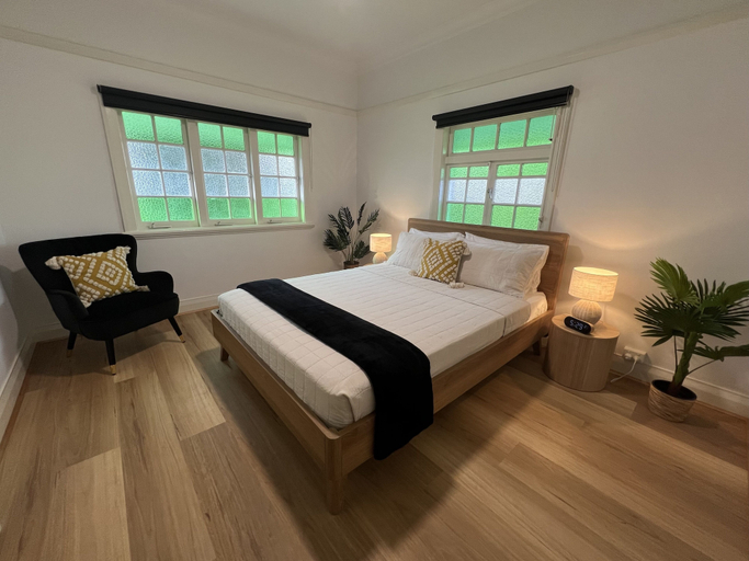 Bedroom 3, Sans Souci Apartments, Hinchinbrook