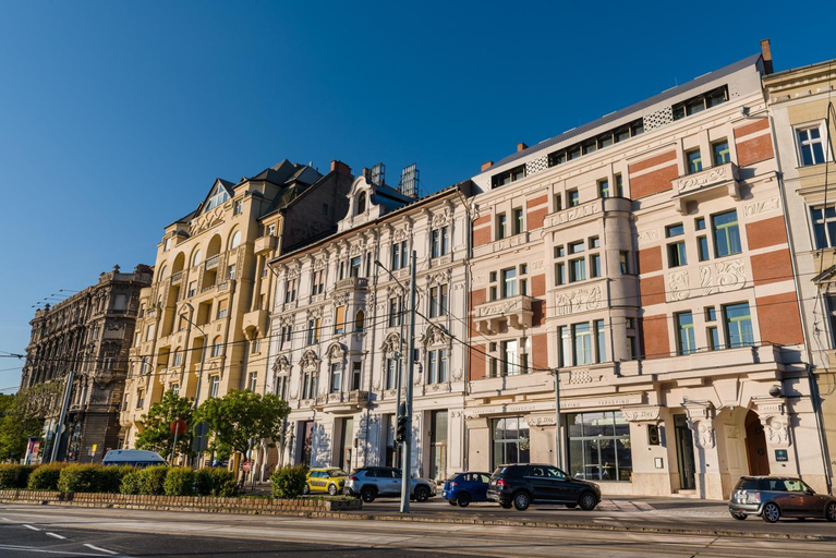 Exterior & Views 2, Hotel Vision, Budapesti
