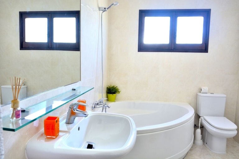 Bathroom 3, CASA DA HORTA, Albufeira