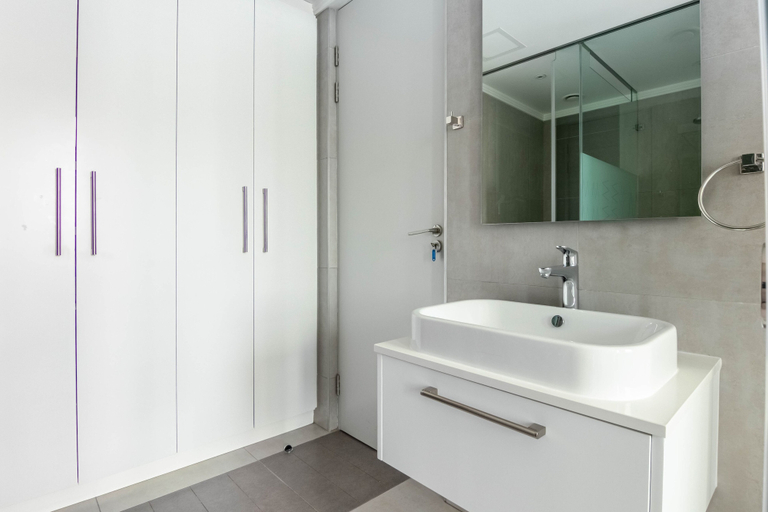 Bathroom 3, Sandton Smart Apartment Fifteen, City of Johannesburg