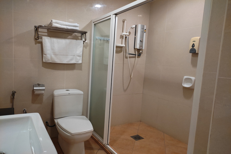 Bathroom 5, Hotel D'New 1 KK Sabah, Penampang