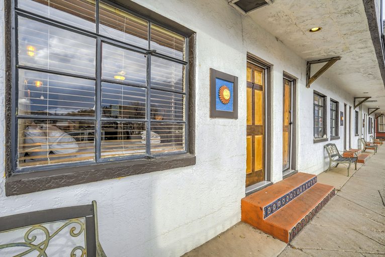 Others 3, Quest Rest - Unit 7, El Paso
