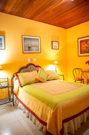 Bedroom 2, Hotel Santo Domingo, Lambaré