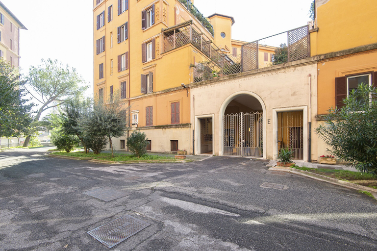 Exterior & Views, Auditorium Luxury Three Bedroom Apartment, Roma