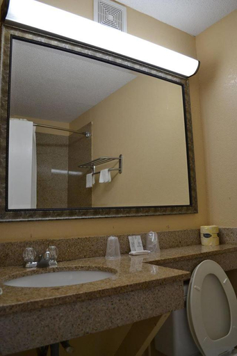 Bathroom 3, Americas Best Value Inn Smithfield, Johnston