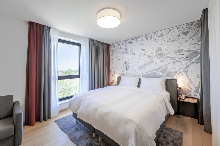 Bedroom 5, IntercityHotel Karlsruhe, Karlsruhe
