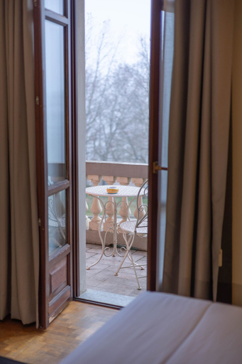 Bedroom 2, La Fertè Hotel, Asti