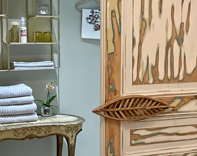 Bathroom, Un palmier a sa fenetre, Alpes-Maritimes