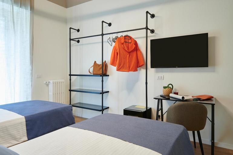 Bedroom 2, White Ribbon, Milano