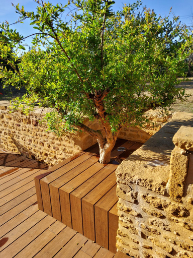 Others 5, LODGES EN PIERRES DOREES, Rhône