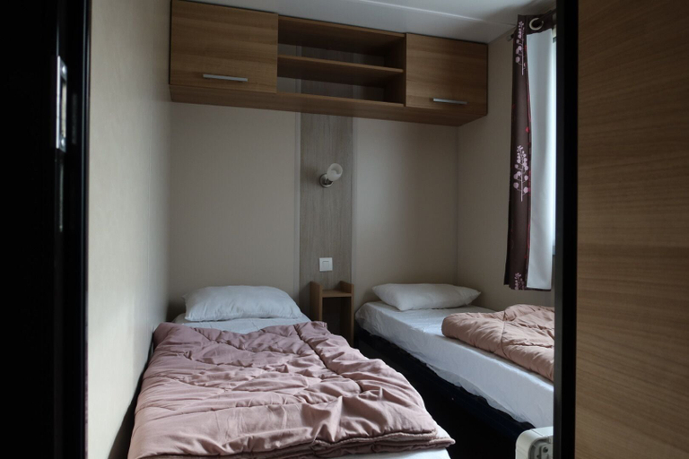 Bedroom 2, GHVacances Le Pipiou, Landes