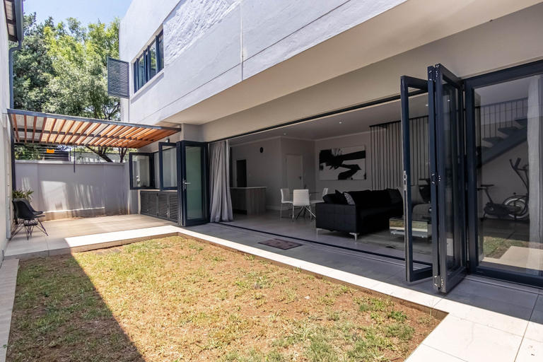 Exterior & Views 2, Sandton Smart Home 1, City of Johannesburg