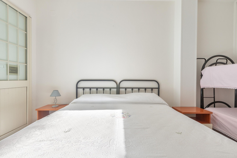 Bedroom 4, 3679 Mono Le Vele, Lecce