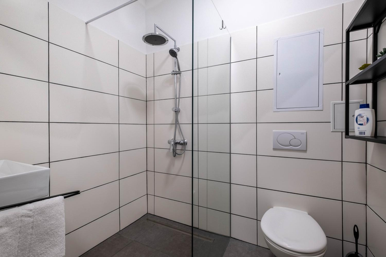Others 5, Private Rooms Karlsruhe near station, Karlsruhe