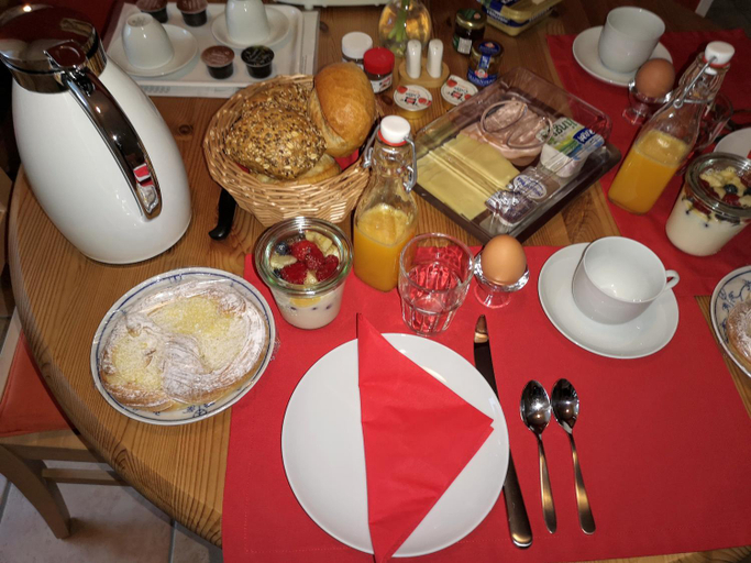 Food & Drinks 3, Ninas B&B - exklusiv fur Frauen, Bremen