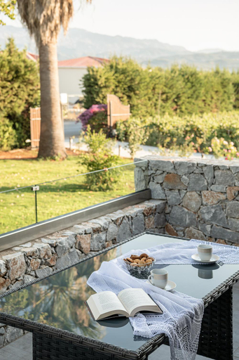 Others 4, Villa Enny, 3 BD with Private Heated Pool, Crete