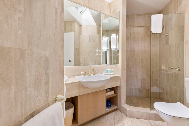 Bathroom 5