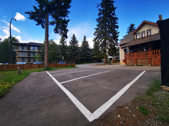 Others 2, Riverfront Estate Bed&Breakfast Banff, Division No. 15