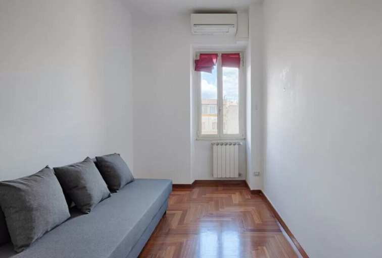Bedroom 3, Vittorio Panoramic Apartment, Rome