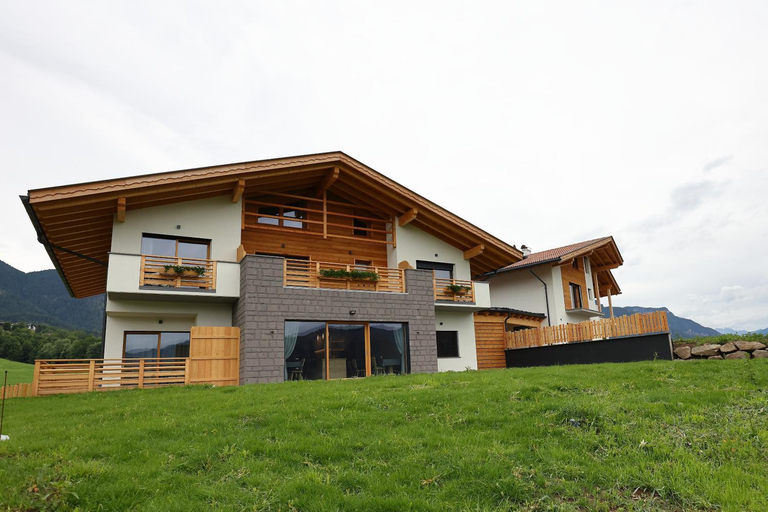 Others 4, Agriturismo Maso Schneider, Trento