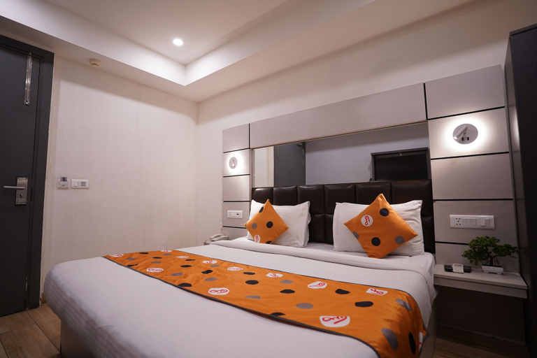 Bedroom 3, Hotel Lyf Corporate Suites - Kirti Nagar, Delhi