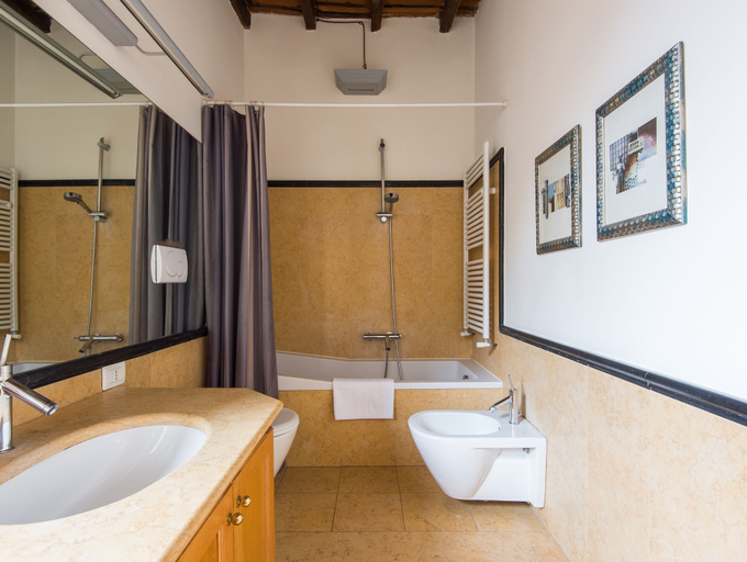 Bathroom 4, Pantheon Luxury Enchanting Apartment, Rome