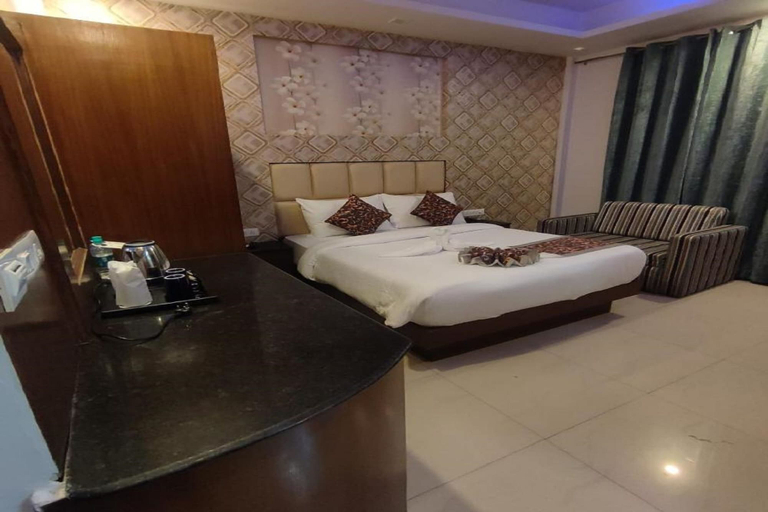 Others 5, Q Saina's S K Regency, Tehri Garhwal
