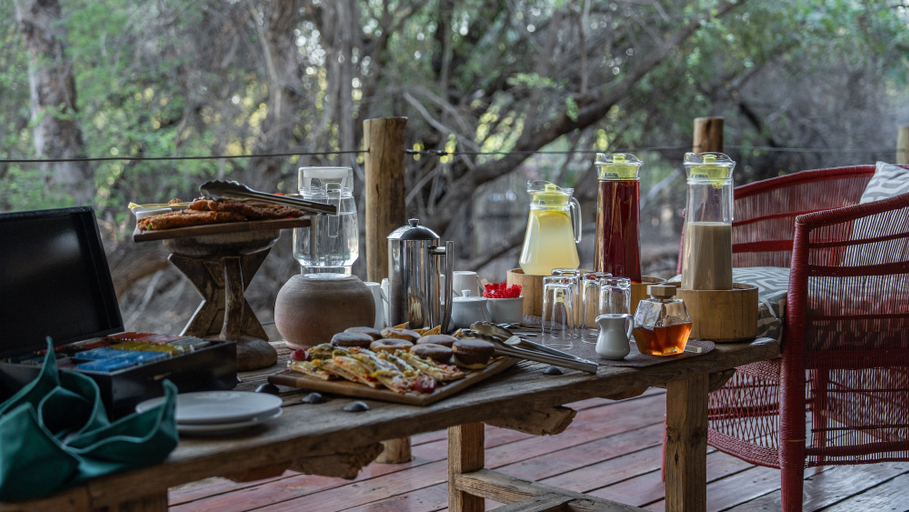 Food & Drinks 4, Mashatu Tent Camp - Mashatu Game Reserve, Tuli