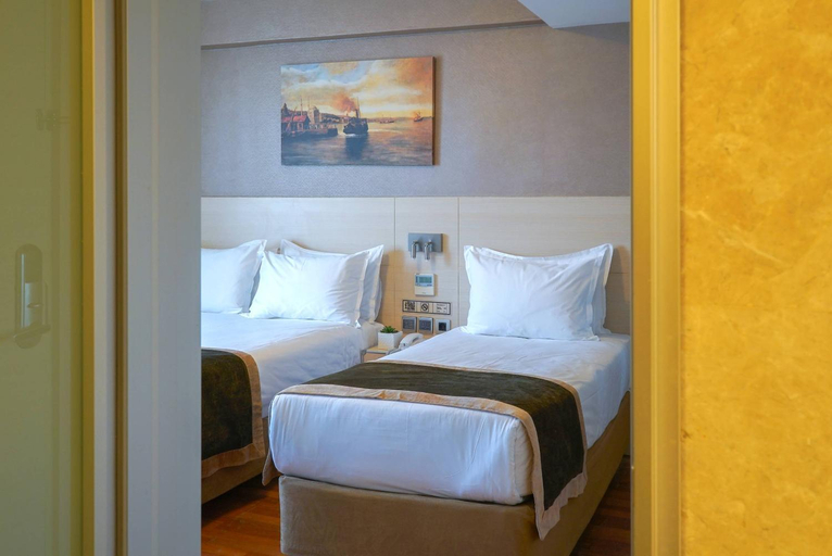 Bedroom 5, Troya Hotel, Beyoğlu