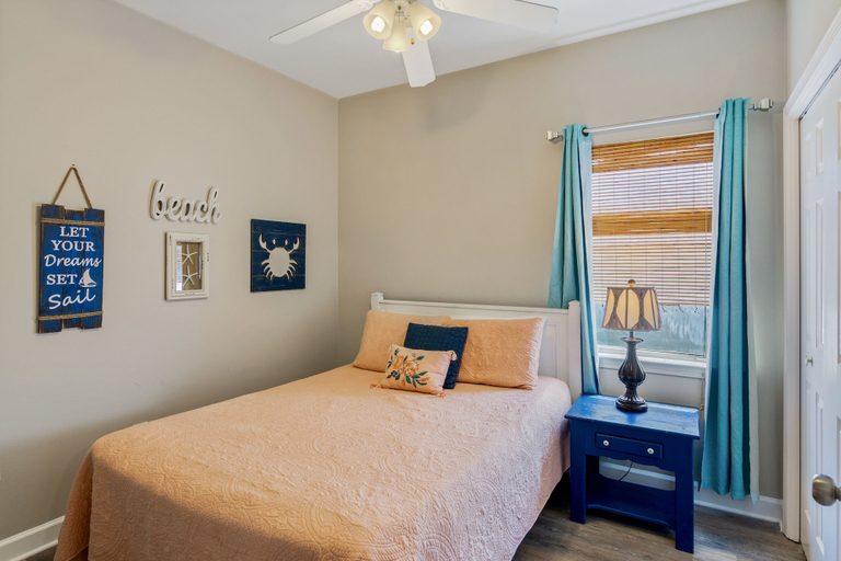 Bedroom 3, Gulf Shores Duplex B Beachfront Pool 4bd, Baldwin