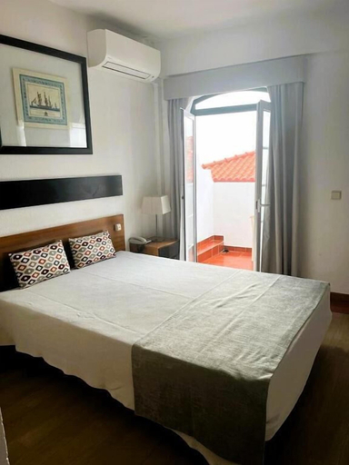 Bedroom 3, Lagosmar Hotel, Lagos