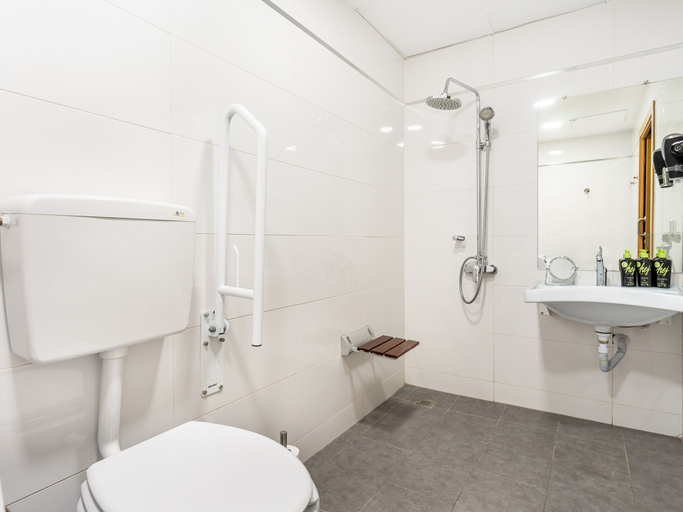 Bathroom 4, Limehome Madrid San Lorenzo, Madrid