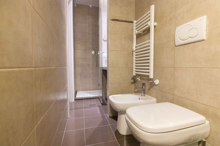 Bathroom 5, notaMi - City Charme Studio, Milano