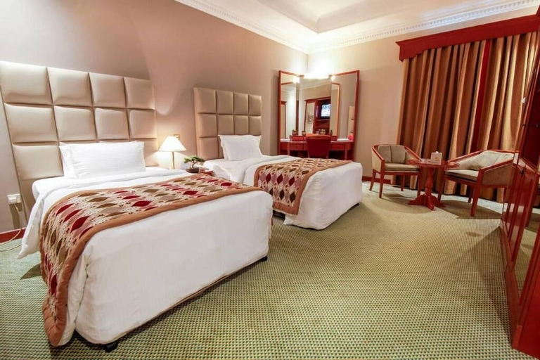 Bedroom 3, Panorama Hotel and Spa, Manama